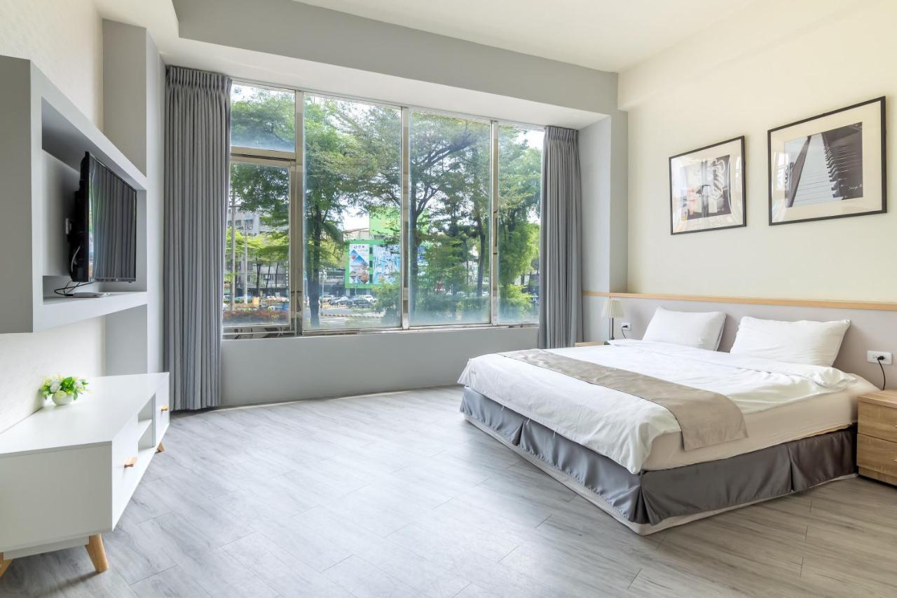 Enjoy Slow Living Tainan Esterno foto